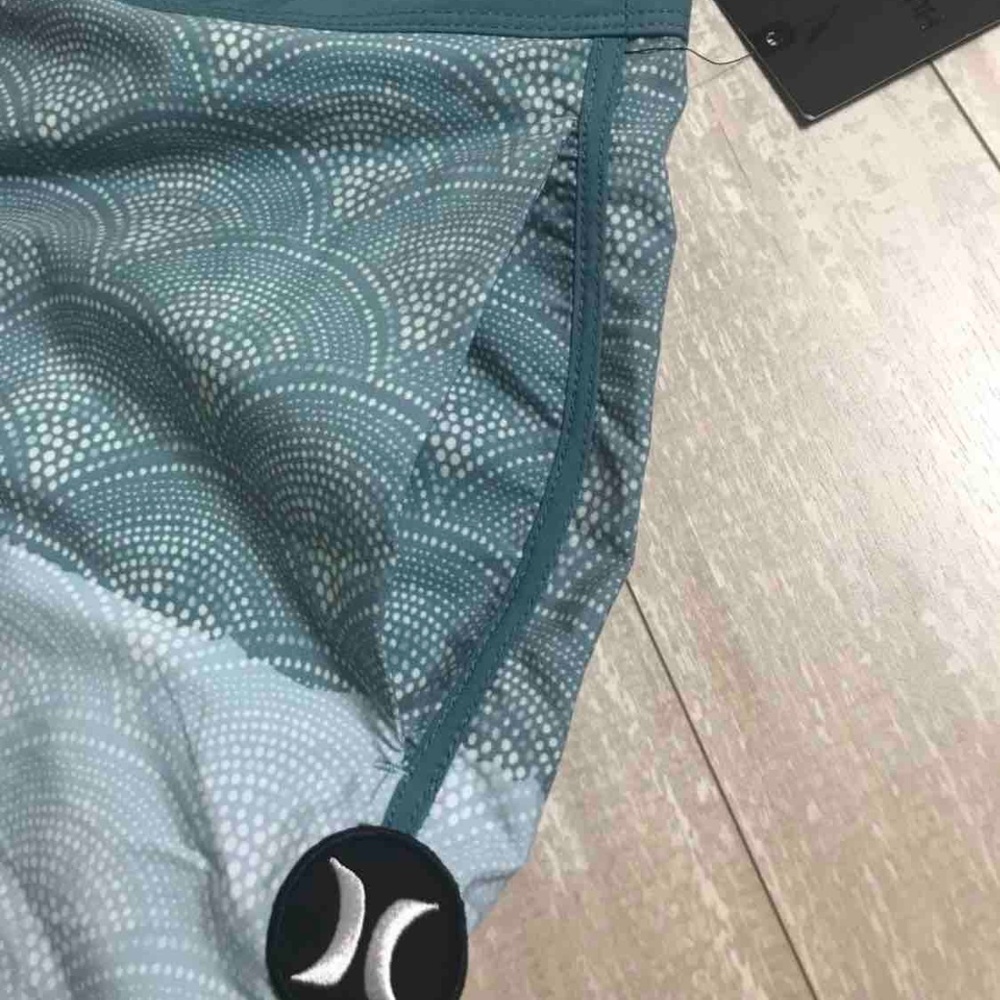 Men’s Short Hurley Beachside Pescard Length 18” - Picture 2 of 9